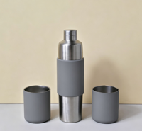 Bouteille d'eau en acier inoxydable 304, thermos magnétique à double extrémité, bouteille à vin avec 2 tasses supplémentaires, logo personnalisé