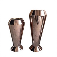 Pot de fleurs en acier fait main de luxe, pot à plantes en or rose pour l'intérieur, pot de fleurs en métal pour la décoration de jardin et de maison, vase de sol pour l'entrée