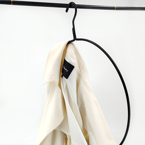 PVC imbevuto Anti-slip arco grande 14 pollici appendiabiti appendiabiti appendiabiti nero senza tracce forma rotonda Bikini mutandine in metallo - Product Image 6