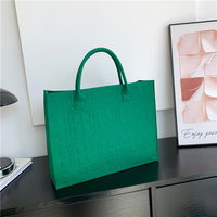 Vente en gros de sacs à provisions en feutre personnalisés, décontractés, de grande capacité, plusieurs couleurs, sac fourre-tout en feutre tendance pour femmes