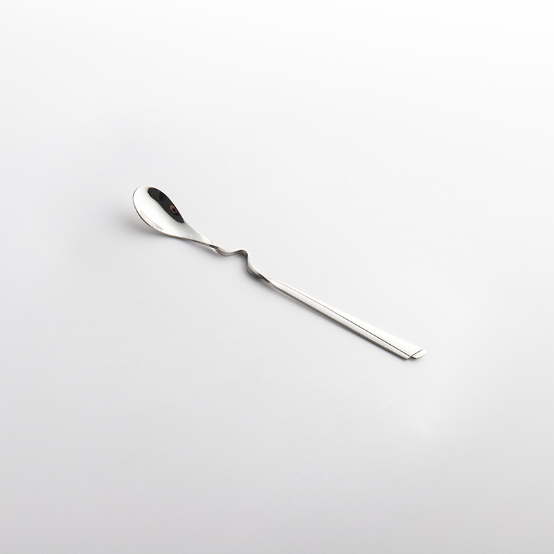 Accrocher une cuillère