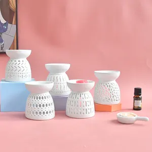 Dekorasi Porselen Keramik Tempat Lilin Pembakar Minyak Lilin Pembakar Aroma Hangat Minyak Esensial Pembakar Keramik