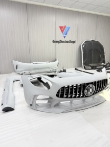 Kit carrosserie large pour Mercedes-Benz AMG GT GTS : Améliorez votre véhicule avec des pare-chocs <span class=keywords><strong>avant</strong></span> et arrière, des jupes latérales et des ailes de style GTR - Product Image 6