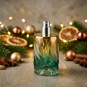 Flacon de parfum en verre transparent de 50 ml, vide, rechargeable, avec atomiseur, bouchon vert, pompe dorée, cadeau de Noël, gravure possible - Product Image 2