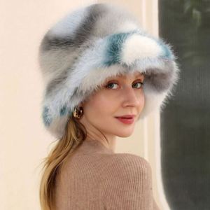 Sombrero de Pescador de Piel Sintética Personalizado al por Mayor para Mujer, Gorro de Invierno Cálido, Suave y Esponjoso, Informal para Viajes - Product Image 1