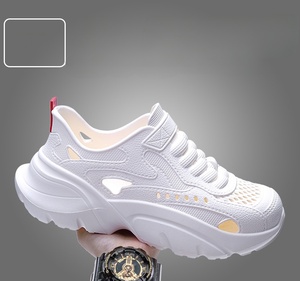 Zapatos de <span class=keywords><strong>Agua</strong></span> para Hombre, Ligeros, Antideslizantes, con Suela Gruesa y Orificios, Sandalias de Playa con Punta Cerrada para Verano - Product Image 5