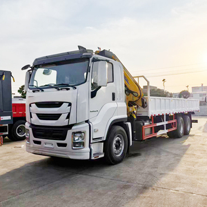 Camión grúa de plataforma Isuzu GIGA de Japón, 6x4, 10 ruedas, grúa Palfinger de 10 toneladas para transporte de maquinaria pesada - Product Image 1