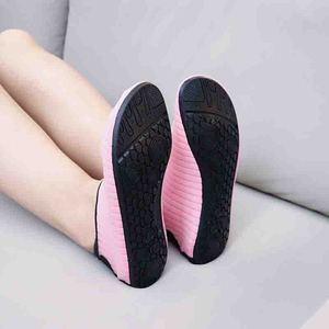 Zapatos Deportivos para Mujer y Hombre, para Entrenamiento en Interiores, Suela Suave Antideslizante, para Yoga, Saltar la Cuerda, Correr, con Suela de Goma Rosa y Negra, EVA - Product Image 2