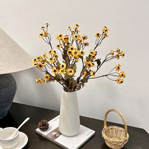 <span class=keywords><strong>Bouquet</strong></span> de marguerites <span class=keywords><strong>artificielles</strong></span> vintage en soie, fausses <span class=keywords><strong>fleurs</strong></span> de champ séchées, aspect naturel, pour la décoration de la maison et de mariages - Product Image 2
