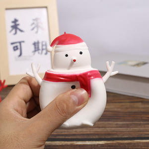 2025 Mini natale Popper Fidget giocattolo tazza di decompressione Unisex Stress Squeeze palla divertente per età da 5 a 7 anni - Product Image 3