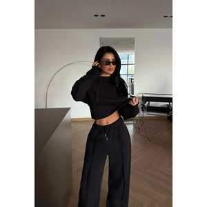 Ensemble de shorts 2 pièces pour femmes avec détails de couture noirs, tenues assorties en tailles XL et 2XL - Product Image 2