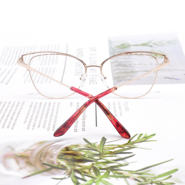 Elegant Trendy Cat Eye Metal Frame Eyewear for Women, Ultra Light High Definition Clear PC Lens, All-match for Daily