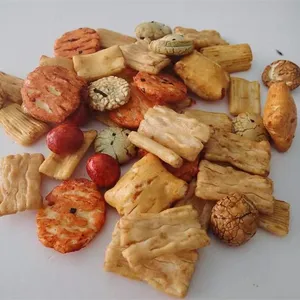Gezonde Japanse Snacks Gebakken Rijst Crackers Krokant Gemengde Rijst Cracker Met Pinda Snack