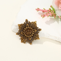 Chine rétro soleil broche soleil dieu broche rétro personnalisé broches costume accessoires en gros broche