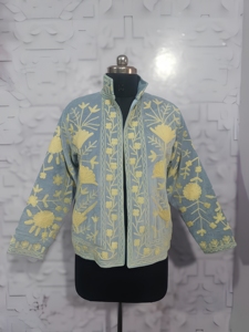 Handcrafted Knitted Floral Embroidery Breathable Eco-Friendly <b>Winter</b> <b>Quilted</b> Jacket Velvet Fabric O-Neck Collar Open-Front Short - Product Image 2
