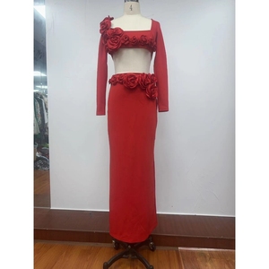 ชุดเดรสยาวแขนยาวลายดอกไม้ผ้าสเตรชสำหรับผู้หญิง ชุดสองชิ้นแฟชั่น - Product Image 2