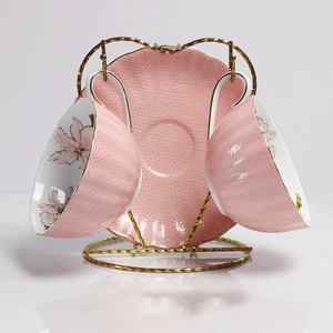 Tasses et soucoupes à thé en céramique élégantes de luxe européennes à fleurs/tasse à thé en céramique turque pour la maison - Product Image 5