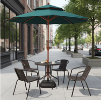 Table de bistrot moderne en fer pliable avec plateau en verre ondulé de 5 mm, étanche et durable, pour usage extérieur en hôtel, avec trou pour parasol
