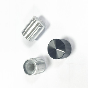 Manopole Zigrinate Personalizzate in Ottone per Potenziometri, Manopola Zigrinata in Alluminio, Manopole Personalizzate per Chitarra - Product Image 2