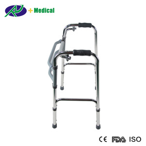 Aide à la marche médicale réglable en hauteur avec cadre en aluminium pour la réadaptation des personnes âgées - Product Image 4