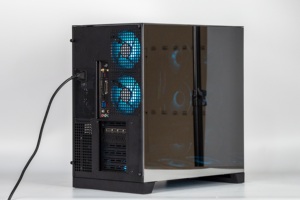 Boîtier de <span class=keywords><strong>PC</strong></span> tour ATX personnalisé en usine, ordinateur de jeu, boîtier de bureau avec acier et alliage d'aluminium, verre en stock, tout-en-un - Product Image 4