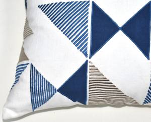 Housse de coussin et taie d'oreiller personnalisables en coton 100% imprimé de motifs géométriques pour la maison et l'hôtel, accessoire décoratif élégant - Product Image 4