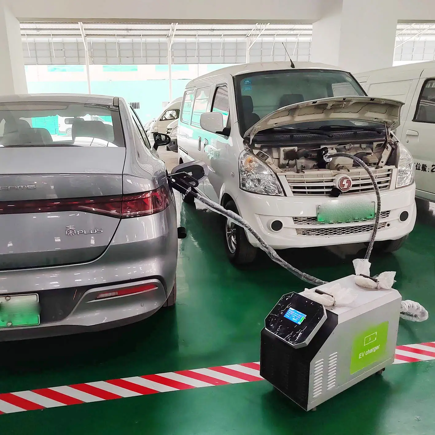 充電ステーションポータブルEV充電器レベル3 20kw V2V DC EV