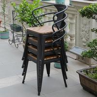 Ensemble de table et de chaises de salle à manger d'extérieur en plastique bois, imperméable, anticorrosion, durable, design moderne