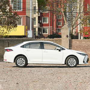 Nouvelle Toyota <span class=keywords><strong>Corolla</strong></span> 1.2T S-CVT Édition Pioneer Euro VI Berline Compacte en Stock - Product Image 2