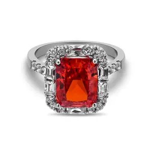 925纯银戒指，配天然红色石榴石和立方氧化锆宝石手工制作独特珠宝