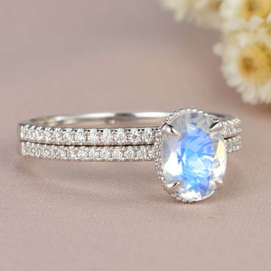 แหวนเงินแท้ 925 ประดับด้วยพลอยควอตซ์มูนสโตนธรรมชาติทรงรีเจียระไน แหวนแต่งงานมูนสโตนธรรมชาติ - Product Image 3