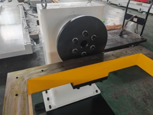 Calibrated Single Axis Head Tail Stock <b>Welding</b> Distribution Optimized for Engineering Machinery Fabrication Single Axis <b>Welding</b> - Product Image 6