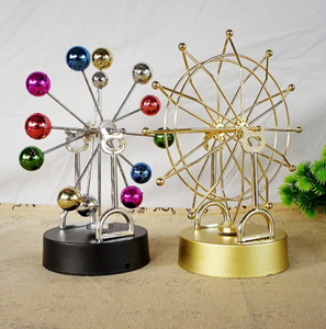 Ornement Créatif Rotatif Newton Ornement Corps Céleste Coloré Petite Boule Décoration En Métal Or Grande Roue Artisanat En Métal - Product Image 2