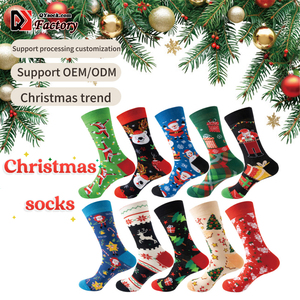 Traiter et personnaliser nouveau style chaussettes de Noël femmes bas arbre de Noël hommes chaussettes noël mi-longueur bas - Product Image 1
