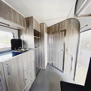 <span class=keywords><strong>2</strong></span>/<span class=keywords><strong>3</strong></span>/4-Pferde-Anhänger mit Schwanenhals und <span class=keywords><strong>2</strong></span> Achsen, LED-Beleuchtung, 2500 kg Nutzlast für den australischen Markt - Product Image 6