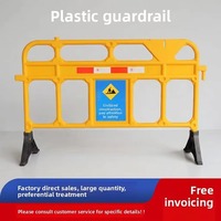 Barrière de chantier temporaire mobile en PE résistant aux UV, remplissable d'eau, anti-collision, protection IP55, légère et facile à installer