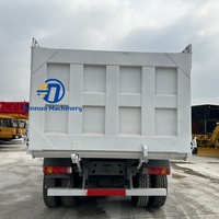 Camion à benne basculante HOWO d'occasion 6x4 8x4 à faible consommation d'énergie Rennuo Machinery Camion à benne basculante HOWO d'occasion 6x4 pour les travaux d'ingénierie municipale