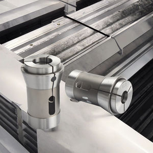 Mandril de sujeción manual Stuka para torno Citizen Cincom L32 F37 1536E TD32 T42 28.01 con buje guía de carburo de 3 mordazas - Product Image 2