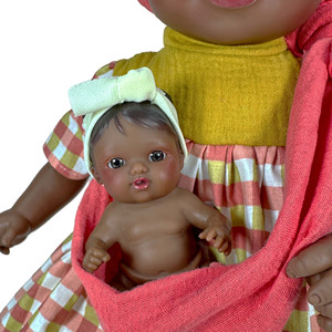 Poupée bébé Maria Reborn 30 cm peluche en silicone avec modèle musical et à piles de style Vichy - Product Image 4