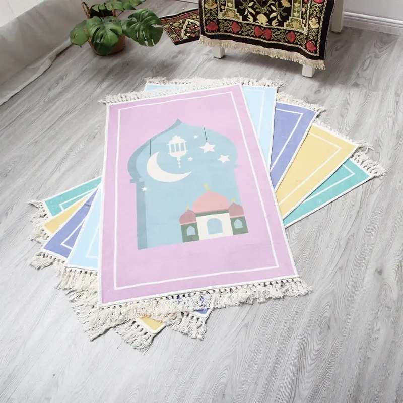 Top vente intérieur mignon impression confortable enfants musulman enfants tapis de prière Ramadan fournitures