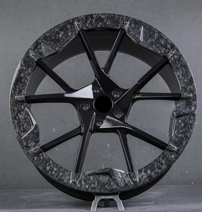 Jantes de roue passager GPW en fibre de carbone pour <span class=keywords><strong>Lamborghini</strong></span> 15 ~ 26 pouces 5x120 5x130 5x114.3 6x139.7 - Product Image 1