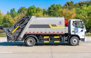 รถบรรทุกขยะอัดแบบมีล้อเลื่อน 4x2 ยี่ห้อจีนตงเฟิง 120 แรงม้า <span class=keywords><strong>6</strong></span> ลูกบาศก์เมตร เครื่องยนต์ดีเซลยูโร <span class=keywords><strong>4</strong></span> พร้อมปั๊ม - Product Image 3