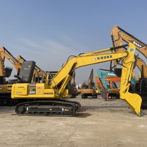 KOMATSU PC 200 - Product Image 1