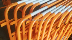 Barrera de control de multitudes Tráfico Plástico Pvc Barrera reflectora de acero inoxidable Barricadas usadas para la venta - Product Image 2