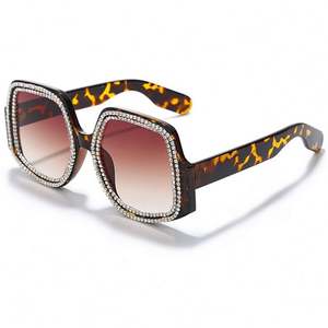 Lunettes de soleil carrées surdimensionnées tendance 2020 pour femmes, avec strass et cristaux scintillants - Product Image 4