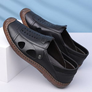 Zapatos Casuales Blancos para Hombre, Estilo Slip-On, Transpirables, de Cuero con Diseño Calado, Estilo Dad Shoes - Product Image 4
