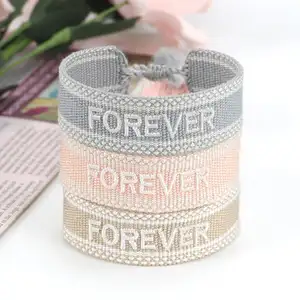 Оптовая продажа, модный текстильный текстовый браслет с кисточками для дружбы, тканый браслет с вышивкой на заказ
