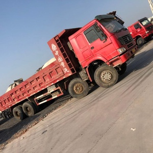 Camión pesado Sinotruck Howo 8x4 usado a la venta Euro 2 estándar de emisión combustible diésel dirección izquierda - Product Image 3