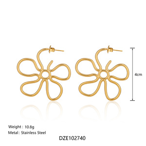 Pendientes de Acero Inoxidable Hipoalergénico con Baño de Oro de 18k, Diseño Floral Brillante, Línea Boho, Colección Otoño-Invierno 2026, Estilo <span class=keywords><strong>Barcelona</strong></span> Vacaciones, Joyería para Mujer Dazan - Product Image 2