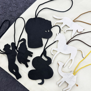 バッグ吊りロープチャームタイガーエレファントゼブラキャメルパッチクジラビーズアップリケバッグ装飾 - Product Image 2